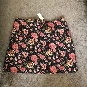 Floral mini skirt